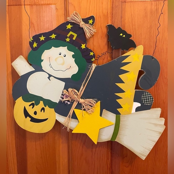 Vintage/Vintage Inspired “Best Witches” Hanging Sign - Picture 2 of 6